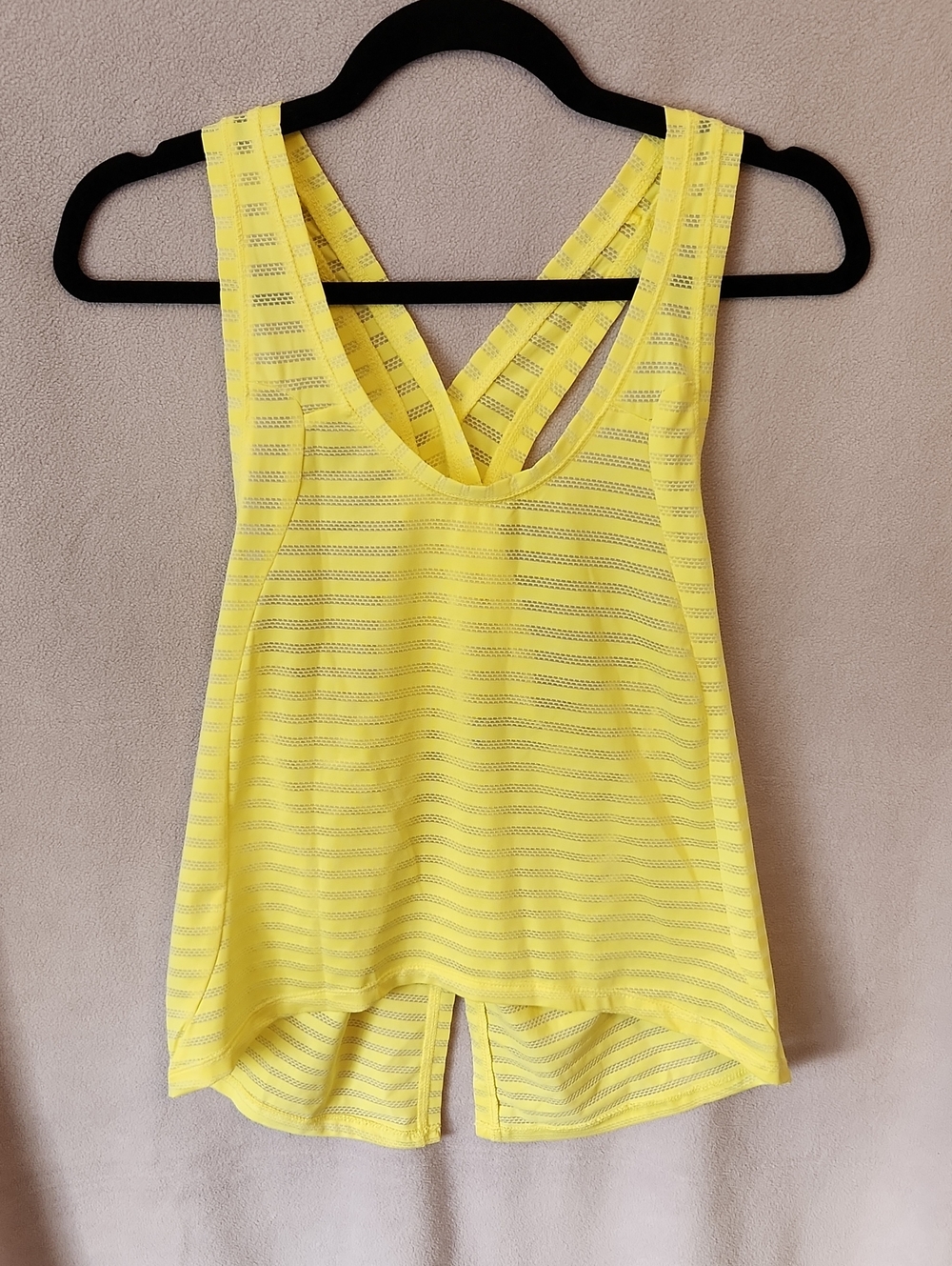 🌼3/$25🌼 ZYIA Women’s Yellow Striped Mesh Tank Top
